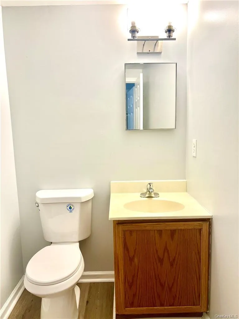 51 Woodlake Drive, Middletown, NY, 3 Bedrooms Bedrooms, 7 Rooms Rooms,1 BathroomBathrooms,Residential Lease,Idx,Woodlake,0,929469 51 Woodlake Drive, Middletown, NY, 3 Bedrooms Bedrooms, 7 Rooms Rooms,1 BathroomBathrooms,Residential Lease,Idx,Woodlake,0,929469