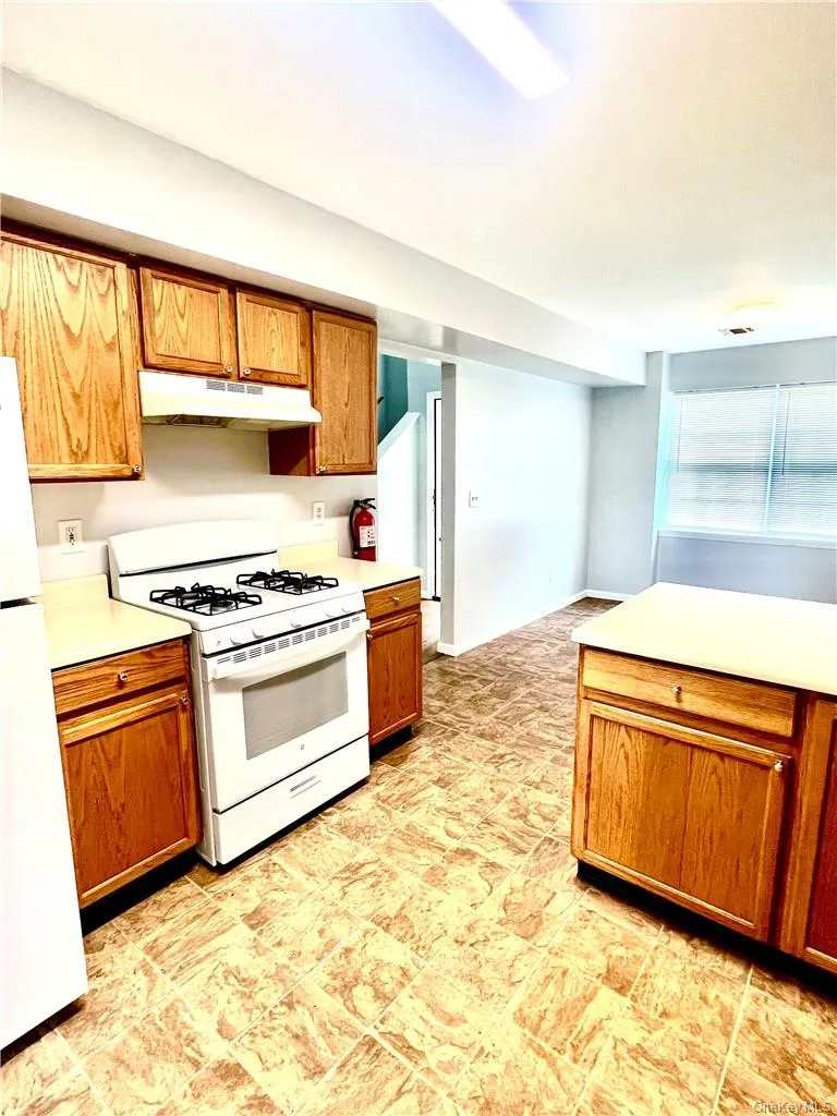 51 Woodlake Drive, Middletown, NY, 3 Bedrooms Bedrooms, 7 Rooms Rooms,1 BathroomBathrooms,Residential Lease,Idx,Woodlake,0,929469 51 Woodlake Drive, Middletown, NY, 3 Bedrooms Bedrooms, 7 Rooms Rooms,1 BathroomBathrooms,Residential Lease,Idx,Woodlake,0,929469