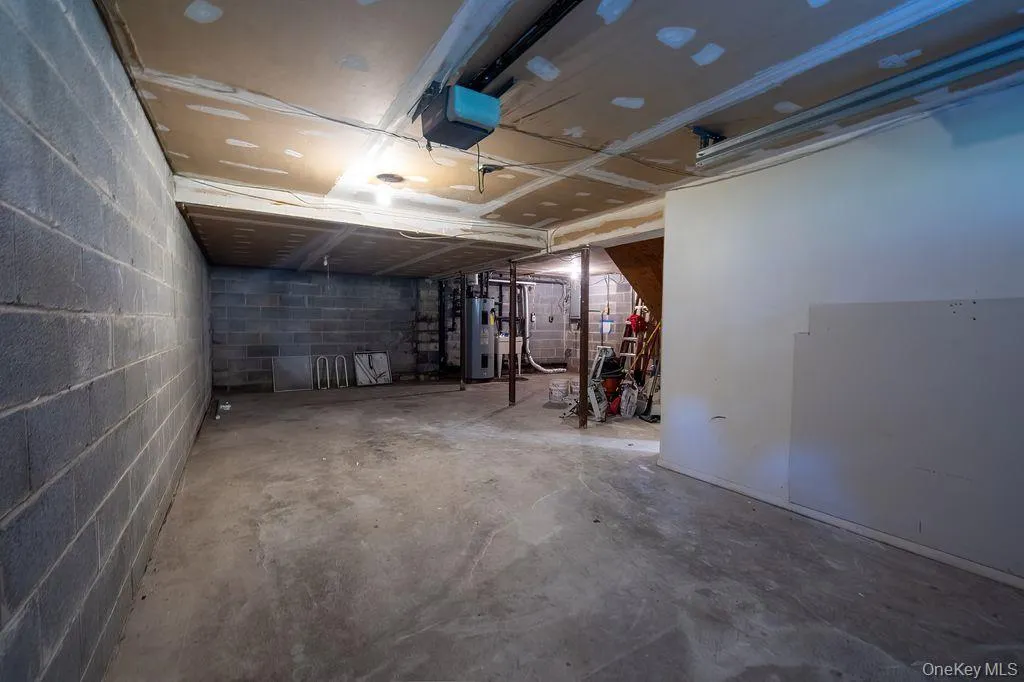 Lower Level/Garage Lower Level/Garage