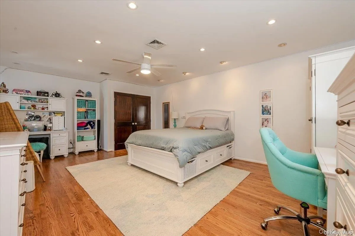 94 Heron Street, Long Beach, NY, 5 Bedrooms Bedrooms, 10 Rooms Rooms,3 BathroomsBathrooms,Residential Lease,Idx,Heron,0,929870 94 Heron Street, Long Beach, NY, 5 Bedrooms Bedrooms, 10 Rooms Rooms,3 BathroomsBathrooms,Residential Lease,Idx,Heron,0,929870