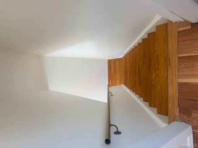 164 Jackson Avenue, North Hempstead, NY, 1 Bedroom Bedrooms, 4 Rooms Rooms,1 BathroomBathrooms,Residential Lease,Idx,Jackson,0,929904 164 Jackson Avenue, North Hempstead, NY, 1 Bedroom Bedrooms, 4 Rooms Rooms,1 BathroomBathrooms,Residential Lease,Idx,Jackson,0,929904