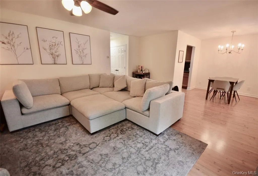 99 Richmond Boulevard, Islip, NY, 2 Bedrooms Bedrooms, 4 Rooms Rooms,1 BathroomBathrooms,Residential Lease,Idx,Richmond,0,929909 99 Richmond Boulevard, Islip, NY, 2 Bedrooms Bedrooms, 4 Rooms Rooms,1 BathroomBathrooms,Residential Lease,Idx,Richmond,0,929909