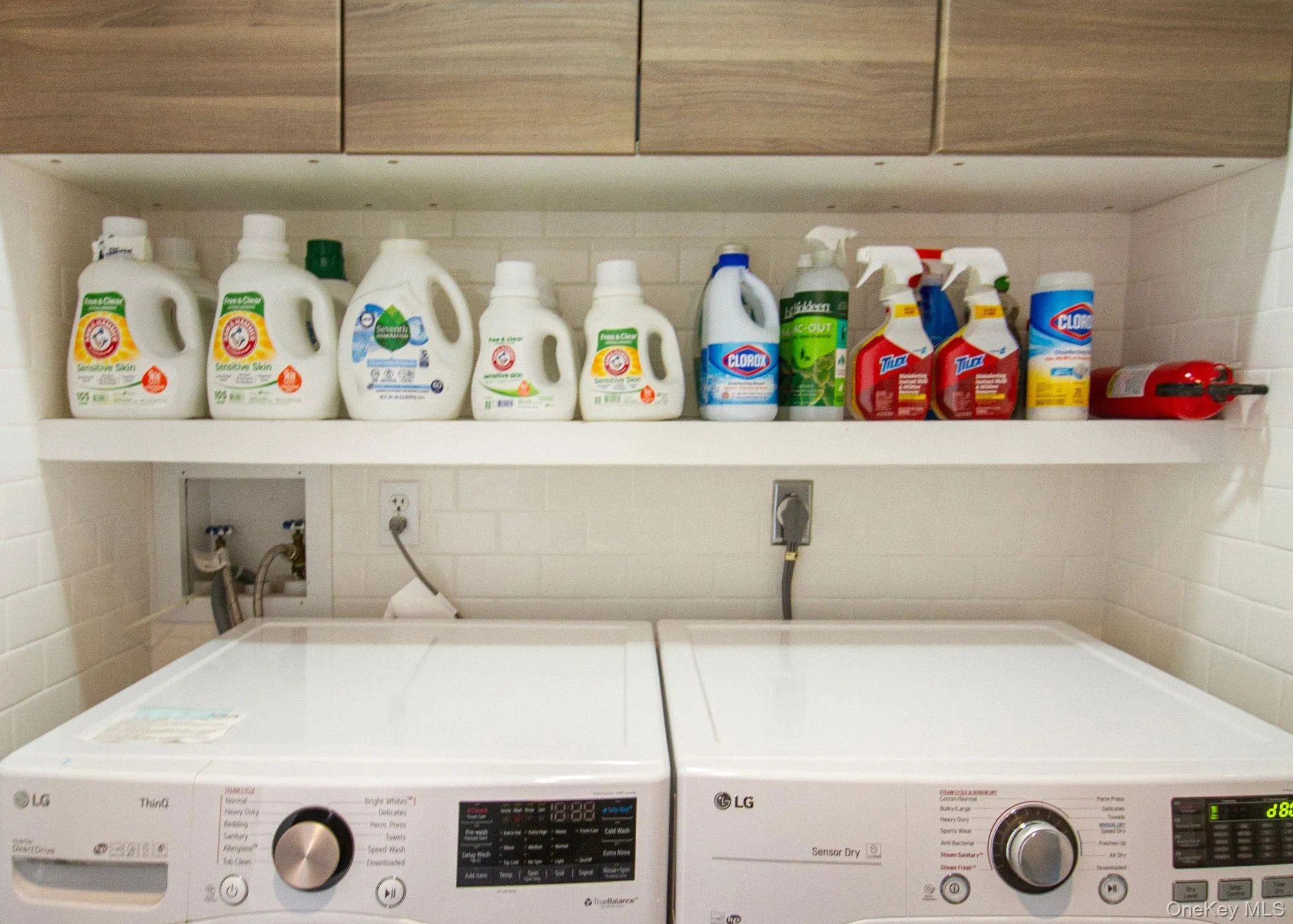 5 Southwood Lane, Southampton, NY, 3 Bedrooms Bedrooms, 11 Rooms Rooms,2 BathroomsBathrooms,Residential Lease,Idx,Southwood,0,929924 5 Southwood Lane, Southampton, NY, 3 Bedrooms Bedrooms, 11 Rooms Rooms,2 BathroomsBathrooms,Residential Lease,Idx,Southwood,0,929924