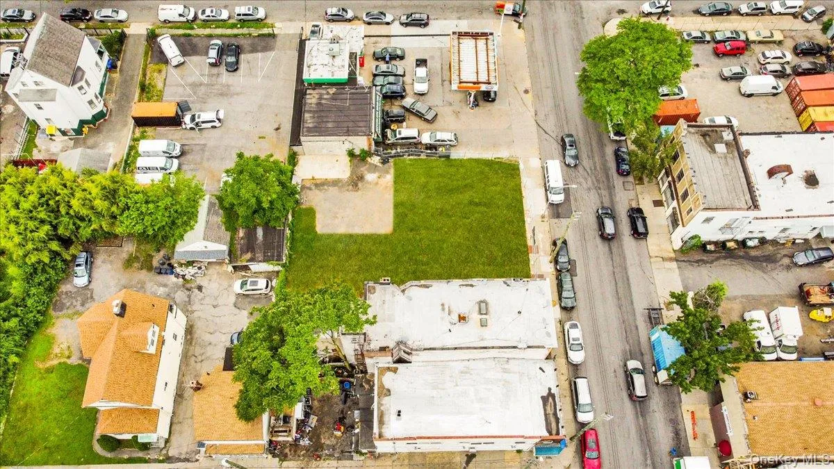 Drone / aerial view Drone / aerial view