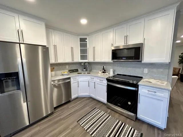 285 Victorian Court, Brookhaven, NY, 2 Bedrooms Bedrooms, 6 Rooms Rooms,2 BathroomsBathrooms,Residential Lease,Idx,Victorian,0,930019 285 Victorian Court, Brookhaven, NY, 2 Bedrooms Bedrooms, 6 Rooms Rooms,2 BathroomsBathrooms,Residential Lease,Idx,Victorian,0,930019