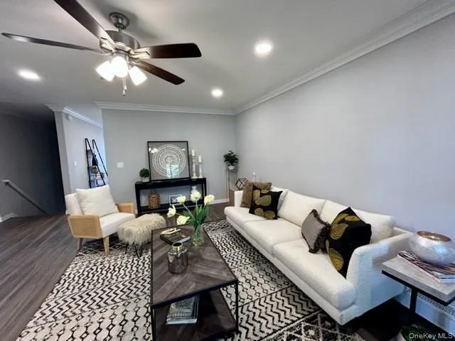 285 Victorian Court, Brookhaven, NY, 2 Bedrooms Bedrooms, 6 Rooms Rooms,2 BathroomsBathrooms,Residential Lease,Idx,Victorian,0,930019 285 Victorian Court, Brookhaven, NY, 2 Bedrooms Bedrooms, 6 Rooms Rooms,2 BathroomsBathrooms,Residential Lease,Idx,Victorian,0,930019