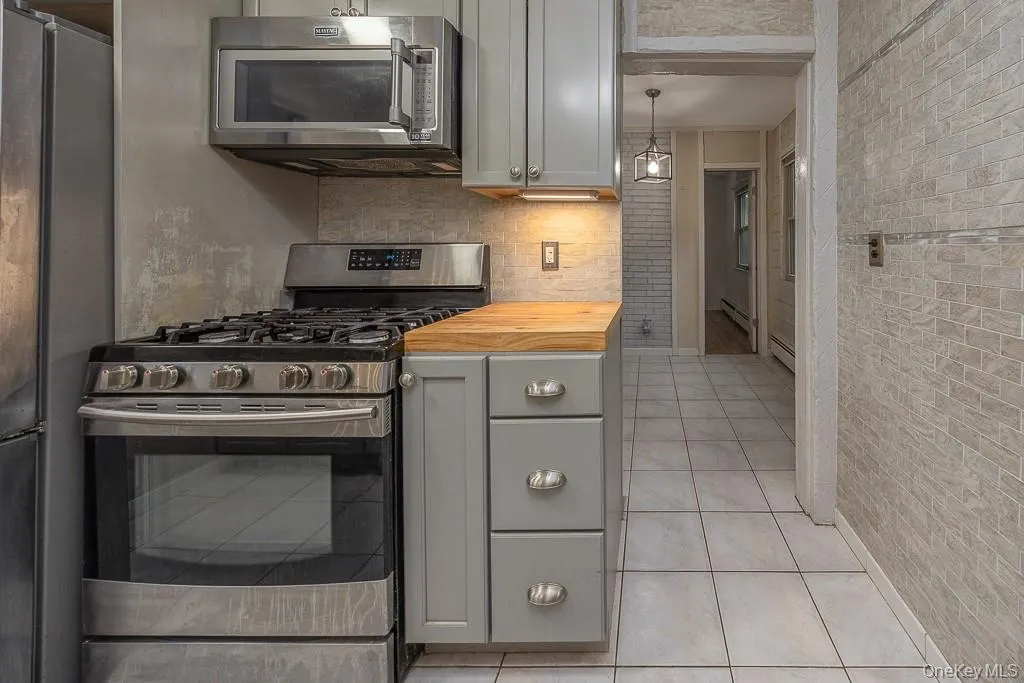 151 High Avenue, Orangetown, NY, 2 Bedrooms Bedrooms, 6 Rooms Rooms,1 BathroomBathrooms,Residential Lease,Idx,High,0,930021 151 High Avenue, Orangetown, NY, 2 Bedrooms Bedrooms, 6 Rooms Rooms,1 BathroomBathrooms,Residential Lease,Idx,High,0,930021