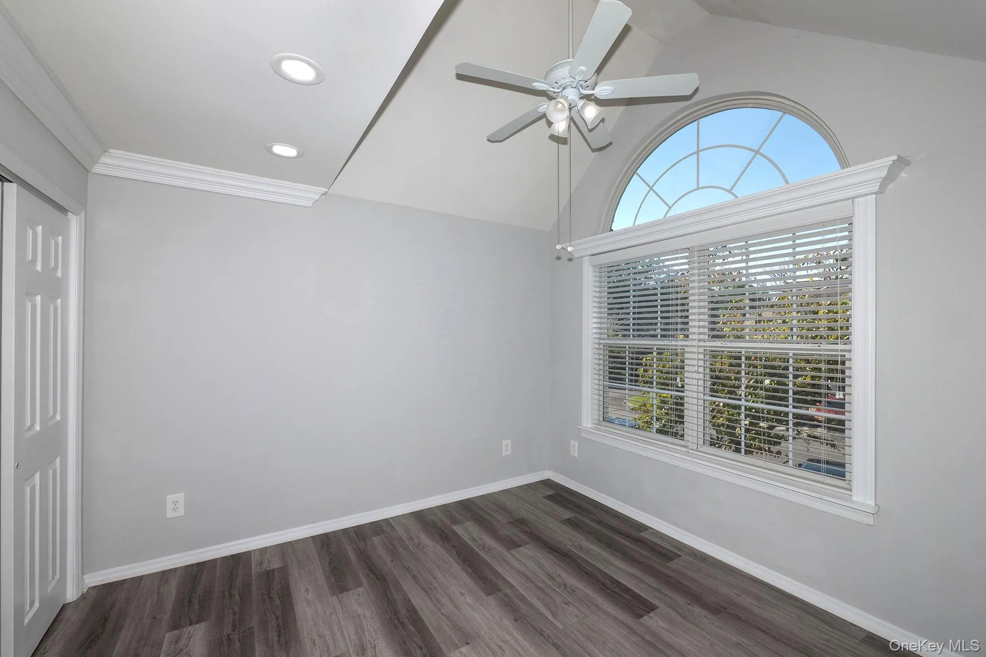 123 Horizon View Drive, Brookhaven, NY, 1 Bedroom Bedrooms, 6 Rooms Rooms,2 BathroomsBathrooms,Residential Lease,Idx,Horizon View,0,930039 123 Horizon View Drive, Brookhaven, NY, 1 Bedroom Bedrooms, 6 Rooms Rooms,2 BathroomsBathrooms,Residential Lease,Idx,Horizon View,0,930039