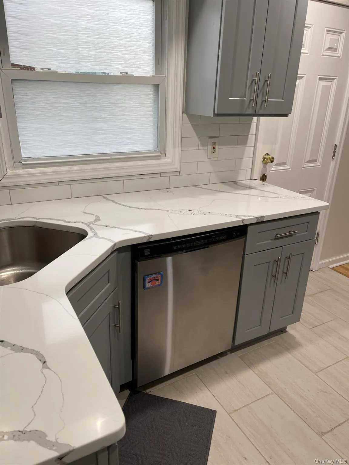 278 Devonshire Drive, North Hempstead, NY, 4 Bedrooms Bedrooms, 6 Rooms Rooms,3 BathroomsBathrooms,Residential Lease,Idx,Devonshire,0,930086 278 Devonshire Drive, North Hempstead, NY, 4 Bedrooms Bedrooms, 6 Rooms Rooms,3 BathroomsBathrooms,Residential Lease,Idx,Devonshire,0,930086