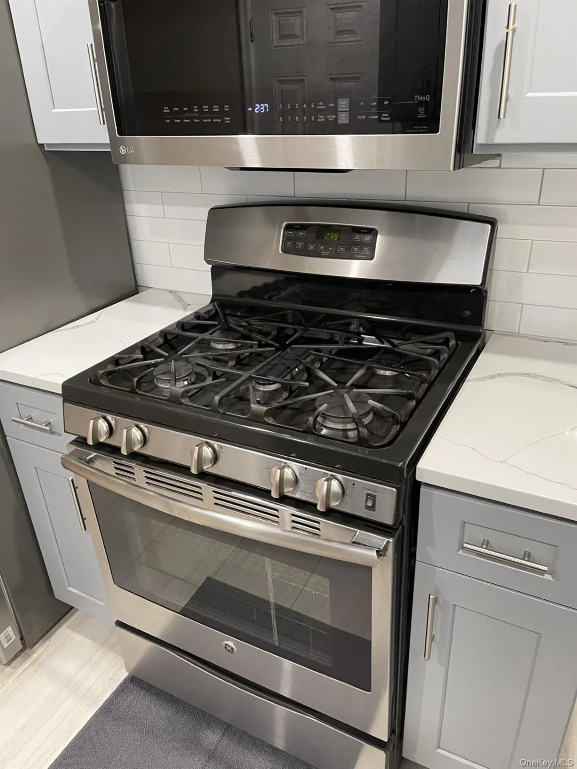 278 Devonshire Drive, North Hempstead, NY, 4 Bedrooms Bedrooms, 6 Rooms Rooms,3 BathroomsBathrooms,Residential Lease,Idx,Devonshire,0,930086 278 Devonshire Drive, North Hempstead, NY, 4 Bedrooms Bedrooms, 6 Rooms Rooms,3 BathroomsBathrooms,Residential Lease,Idx,Devonshire,0,930086