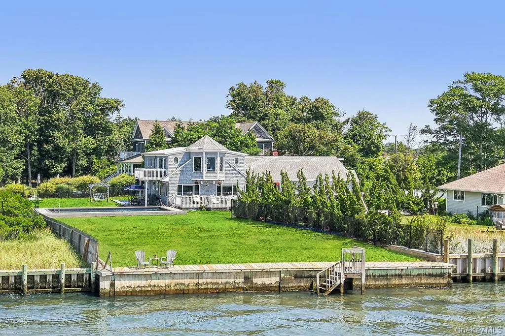 140 Ocean Avenue, Brookhaven, NY, 4 Bedrooms Bedrooms, 12 Rooms Rooms,2 BathroomsBathrooms,Residential,For Rent,Ocean,0,930104 140 Ocean Avenue, Brookhaven, NY, 4 Bedrooms Bedrooms, 12 Rooms Rooms,2 BathroomsBathrooms,Residential,For Rent,Ocean,0,930104