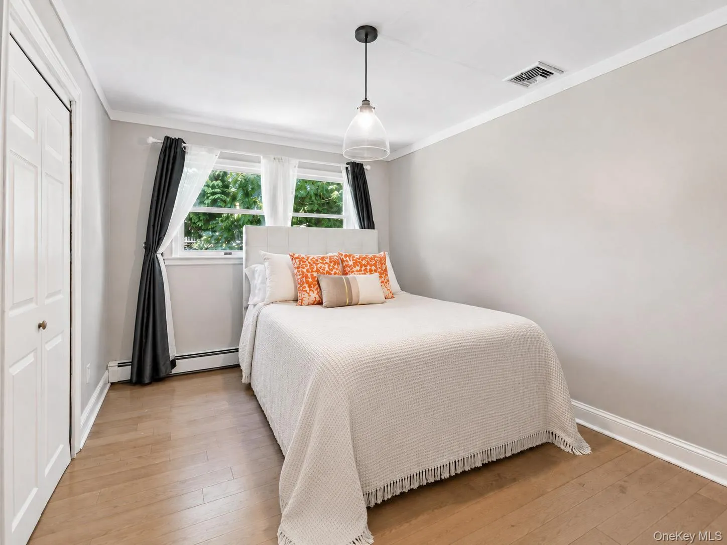 140 Ocean Avenue, Brookhaven, NY, 4 Bedrooms Bedrooms, 12 Rooms Rooms,2 BathroomsBathrooms,Residential,For Rent,Ocean,0,930104 140 Ocean Avenue, Brookhaven, NY, 4 Bedrooms Bedrooms, 12 Rooms Rooms,2 BathroomsBathrooms,Residential,For Rent,Ocean,0,930104