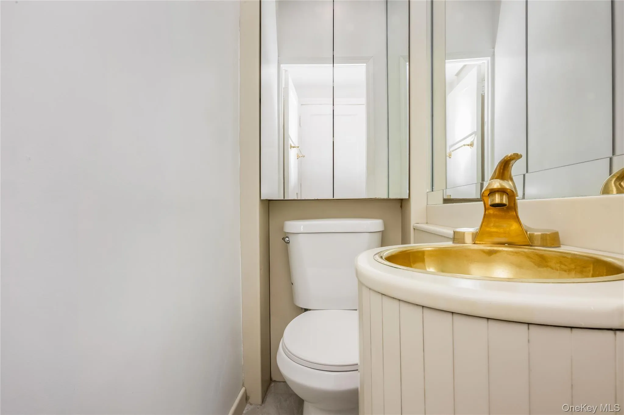 7334 174th Street, New York, NY, 3 Bedrooms Bedrooms, 6 Rooms Rooms,1 BathroomBathrooms,Residential,For Rent,174th,0,930172 7334 174th Street, New York, NY, 3 Bedrooms Bedrooms, 6 Rooms Rooms,1 BathroomBathrooms,Residential,For Rent,174th,0,930172