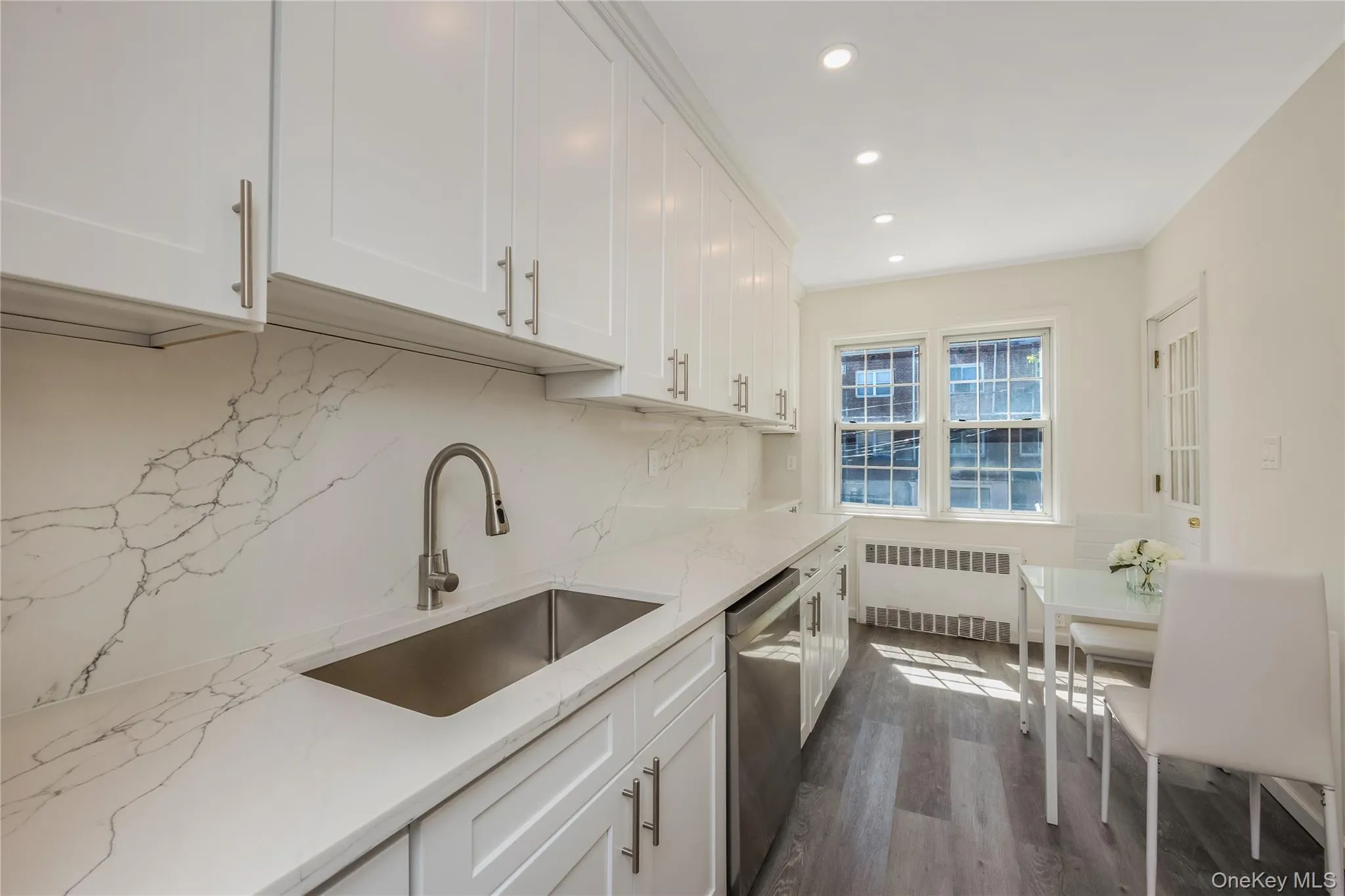 7334 174th Street, New York, NY, 3 Bedrooms Bedrooms, 6 Rooms Rooms,1 BathroomBathrooms,Residential,For Rent,174th,0,930172 7334 174th Street, New York, NY, 3 Bedrooms Bedrooms, 6 Rooms Rooms,1 BathroomBathrooms,Residential,For Rent,174th,0,930172