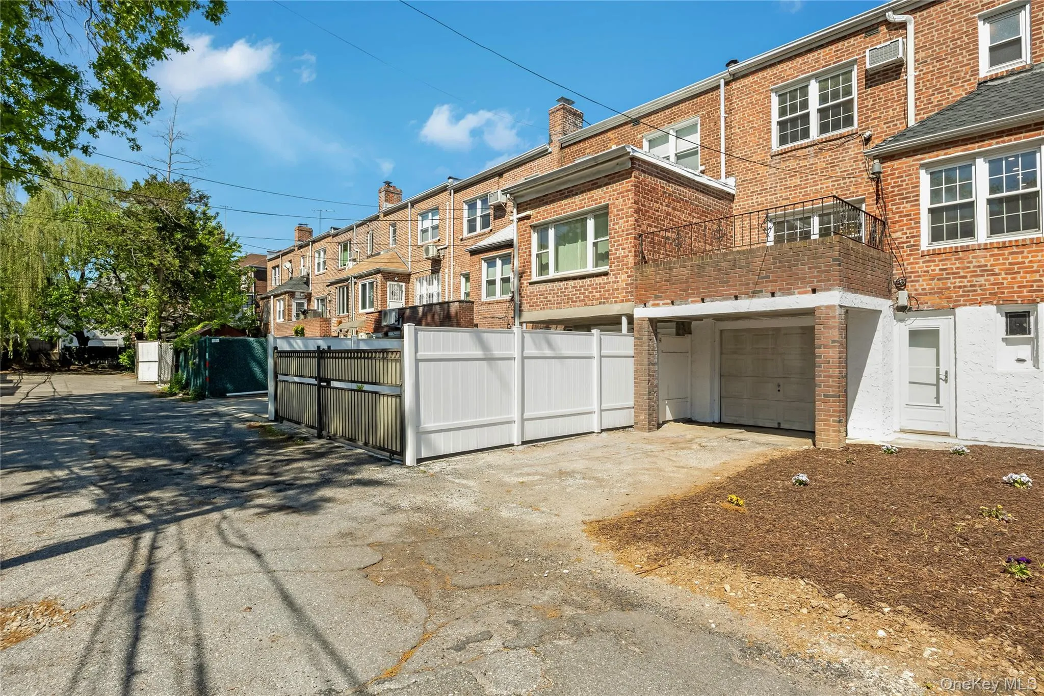 7334 174th Street, New York, NY, 3 Bedrooms Bedrooms, 6 Rooms Rooms,1 BathroomBathrooms,Residential,For Rent,174th,0,930172 7334 174th Street, New York, NY, 3 Bedrooms Bedrooms, 6 Rooms Rooms,1 BathroomBathrooms,Residential,For Rent,174th,0,930172