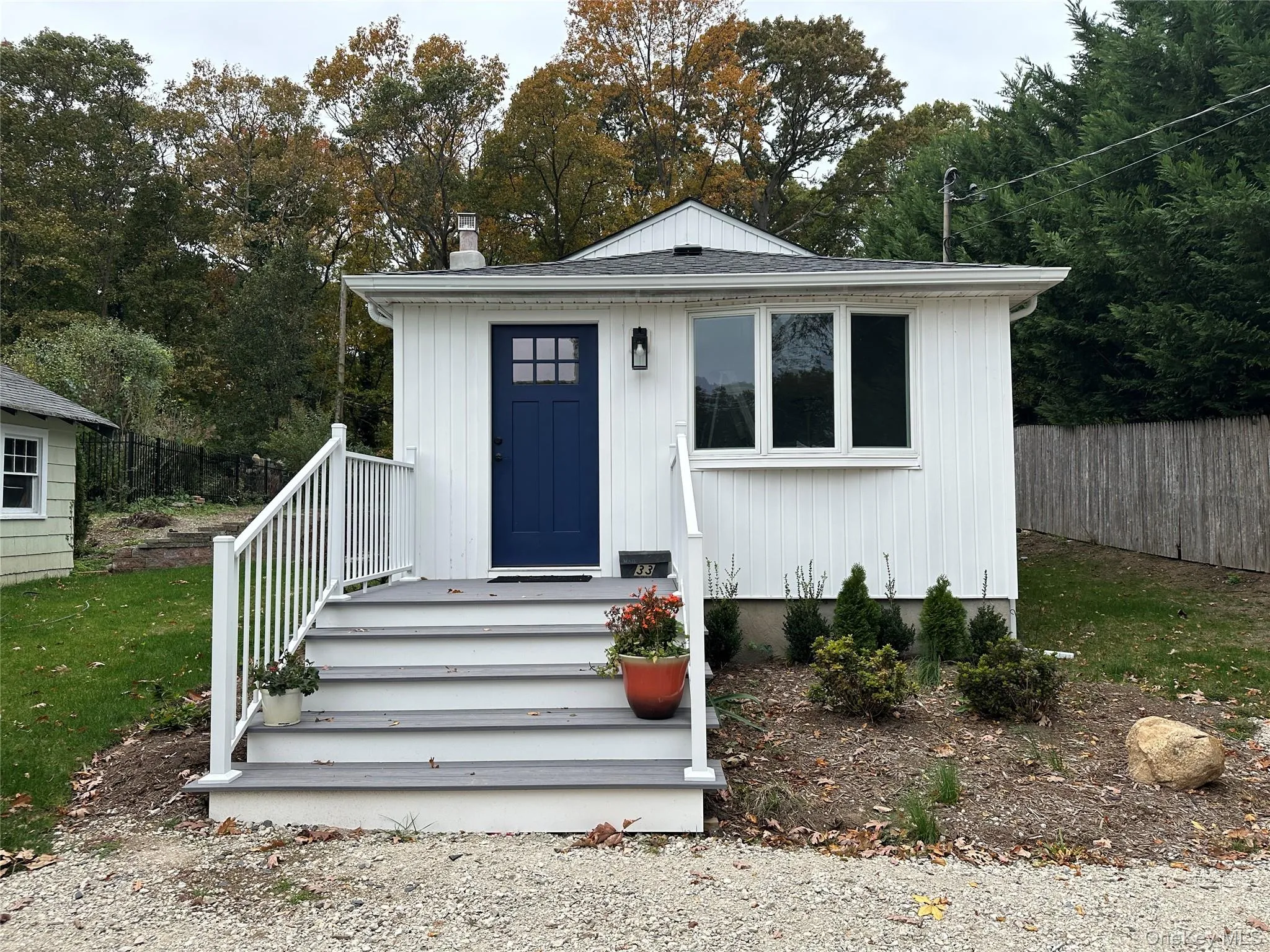 33 Goldenrod Avenue, Huntington, NY, 1 Bedroom Bedrooms, 4 Rooms Rooms,1 BathroomBathrooms,Residential Lease,Idx,Goldenrod,0,930181 33 Goldenrod Avenue, Huntington, NY, 1 Bedroom Bedrooms, 4 Rooms Rooms,1 BathroomBathrooms,Residential Lease,Idx,Goldenrod,0,930181