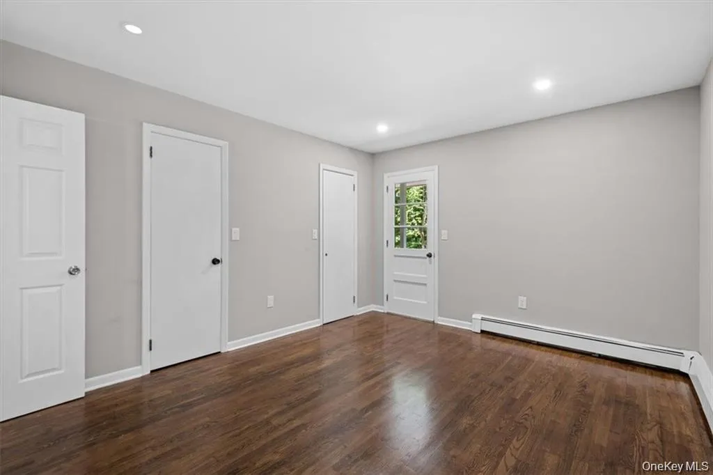 54 Brothers Road, Beekman, NY, 2 Bedrooms Bedrooms, 5 Rooms Rooms,1 BathroomBathrooms,Residential Lease,Idx,Brothers,0,930262 54 Brothers Road, Beekman, NY, 2 Bedrooms Bedrooms, 5 Rooms Rooms,1 BathroomBathrooms,Residential Lease,Idx,Brothers,0,930262