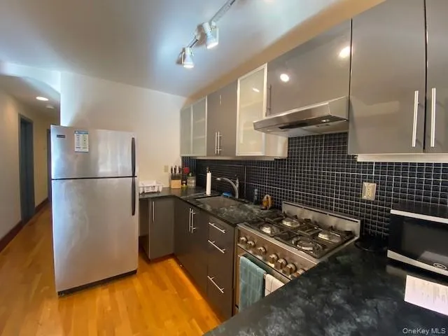 235 Piermont Avenue, Orangetown, NY, 2 Bedrooms Bedrooms, 6 Rooms Rooms,1 BathroomBathrooms,Residential Lease,Idx,Piermont,0,930359 235 Piermont Avenue, Orangetown, NY, 2 Bedrooms Bedrooms, 6 Rooms Rooms,1 BathroomBathrooms,Residential Lease,Idx,Piermont,0,930359