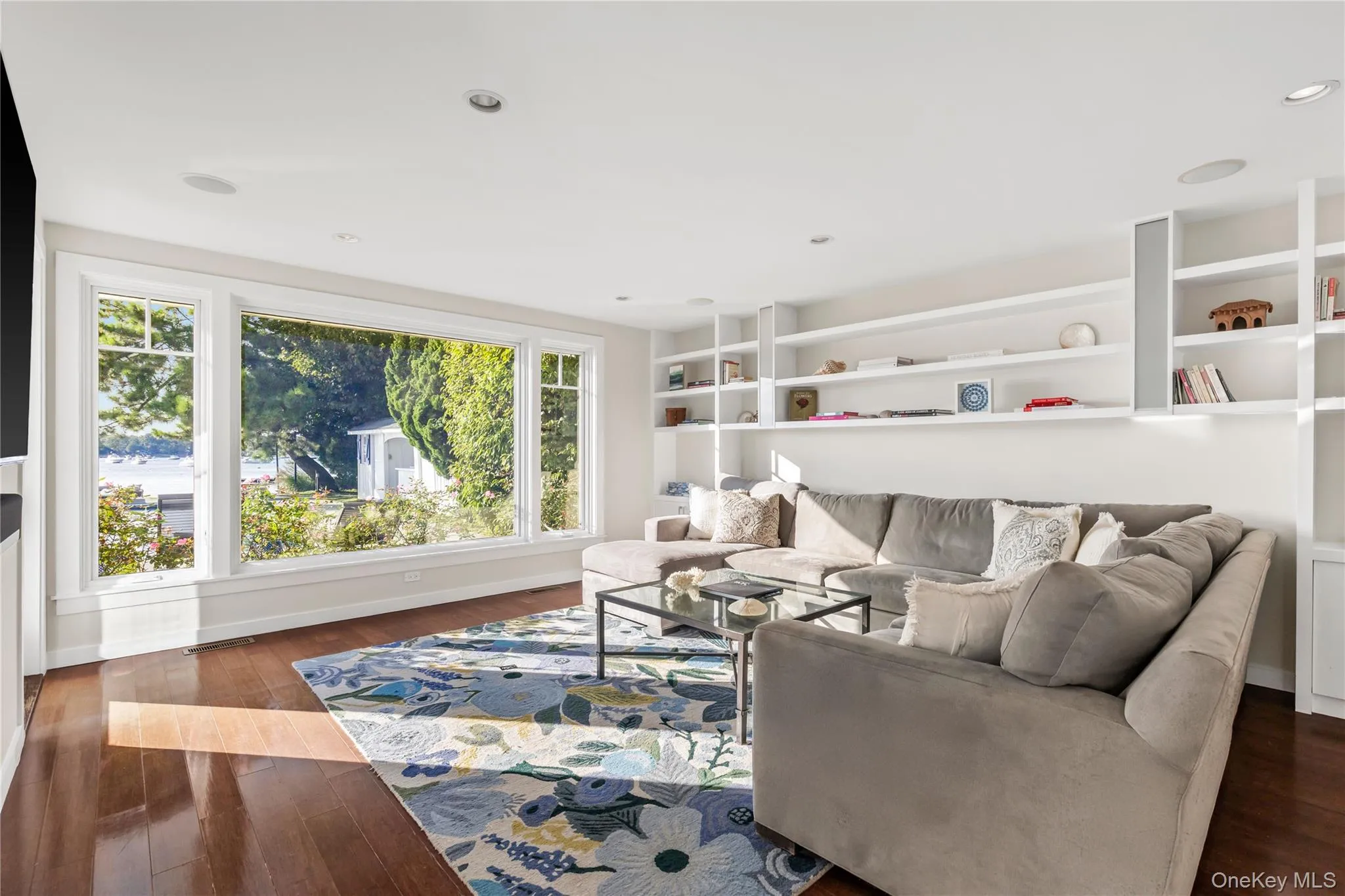 1357 Flagler Drive, Mamaroneck, NY, 6 Bedrooms Bedrooms, 10 Rooms Rooms,4 BathroomsBathrooms,Residential,For Rent,Flagler,0,930398 1357 Flagler Drive, Mamaroneck, NY, 6 Bedrooms Bedrooms, 10 Rooms Rooms,4 BathroomsBathrooms,Residential,For Rent,Flagler,0,930398