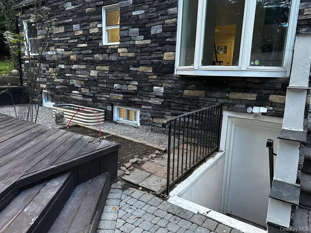 18 Davis Street, Huntington, NY, 3 Bedrooms Bedrooms, 7 Rooms Rooms,3 BathroomsBathrooms,Residential Lease,Idx,Davis,0,930415 18 Davis Street, Huntington, NY, 3 Bedrooms Bedrooms, 7 Rooms Rooms,3 BathroomsBathrooms,Residential Lease,Idx,Davis,0,930415