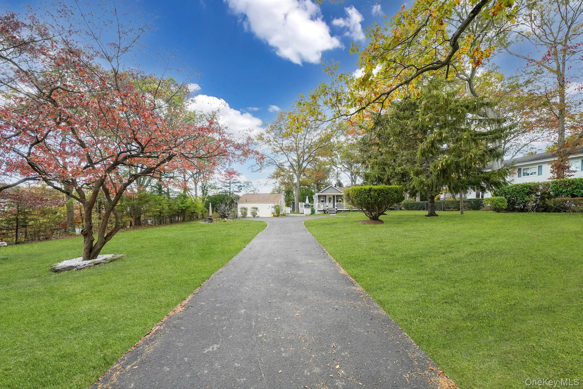 10 Siracusa Boulevard, Smithtown, NY, 1 Bedroom Bedrooms, 6 Rooms Rooms,1 BathroomBathrooms,Residential Lease,Idx,Siracusa,0,930450 10 Siracusa Boulevard, Smithtown, NY, 1 Bedroom Bedrooms, 6 Rooms Rooms,1 BathroomBathrooms,Residential Lease,Idx,Siracusa,0,930450