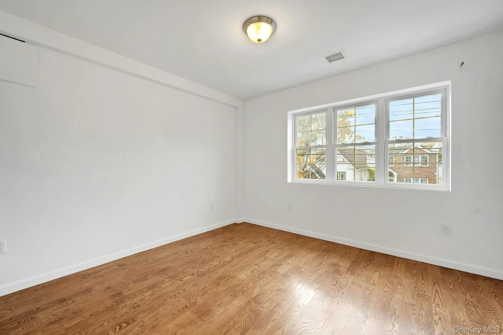 820 Hollywood Avenue, New York, NY, 3 Bedrooms Bedrooms, 6 Rooms Rooms,2 BathroomsBathrooms,Residential,For Rent,Hollywood,0,930481 820 Hollywood Avenue, New York, NY, 3 Bedrooms Bedrooms, 6 Rooms Rooms,2 BathroomsBathrooms,Residential,For Rent,Hollywood,0,930481