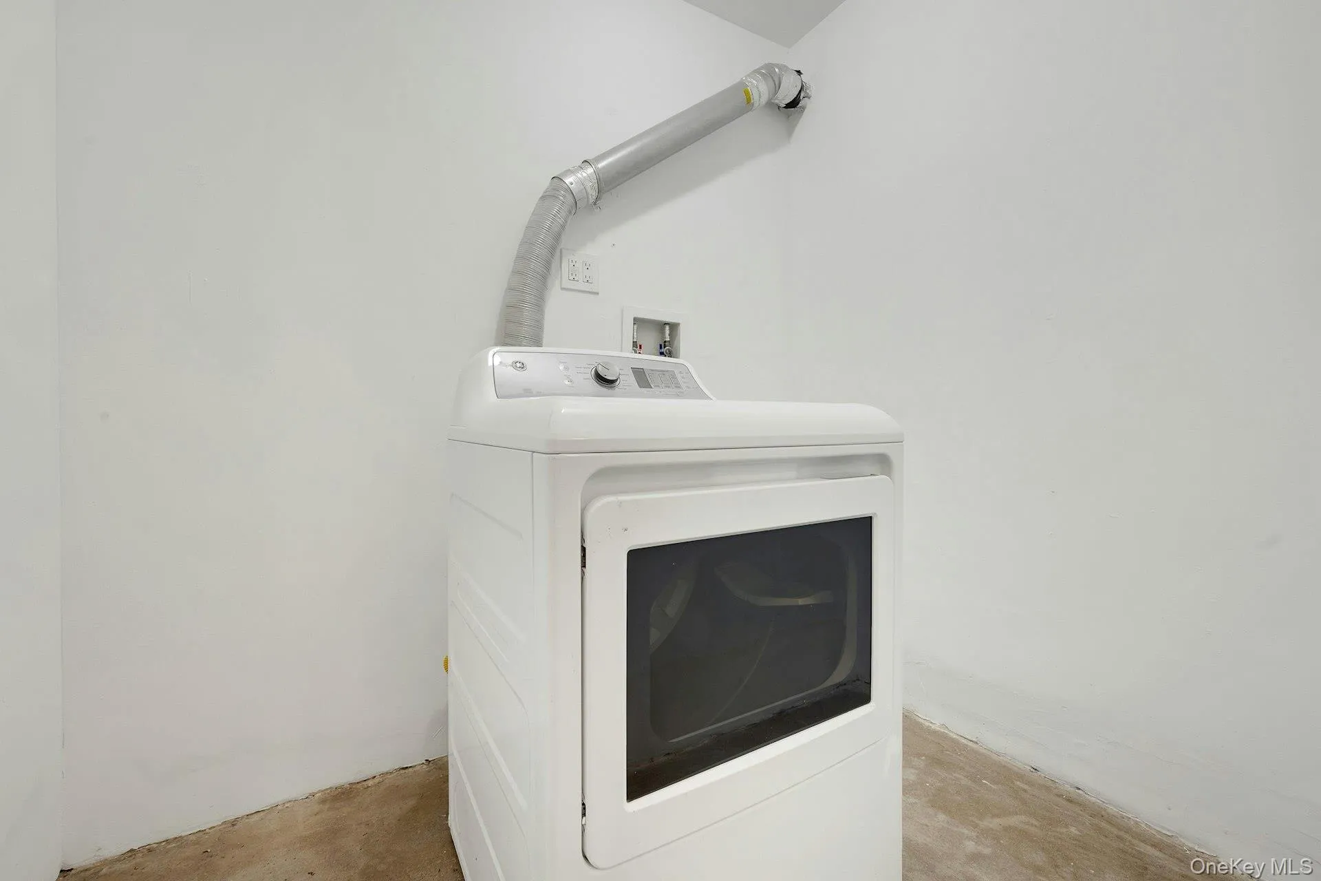 Laundry room, washer and dryer combination Laundry room, washer and dryer combination