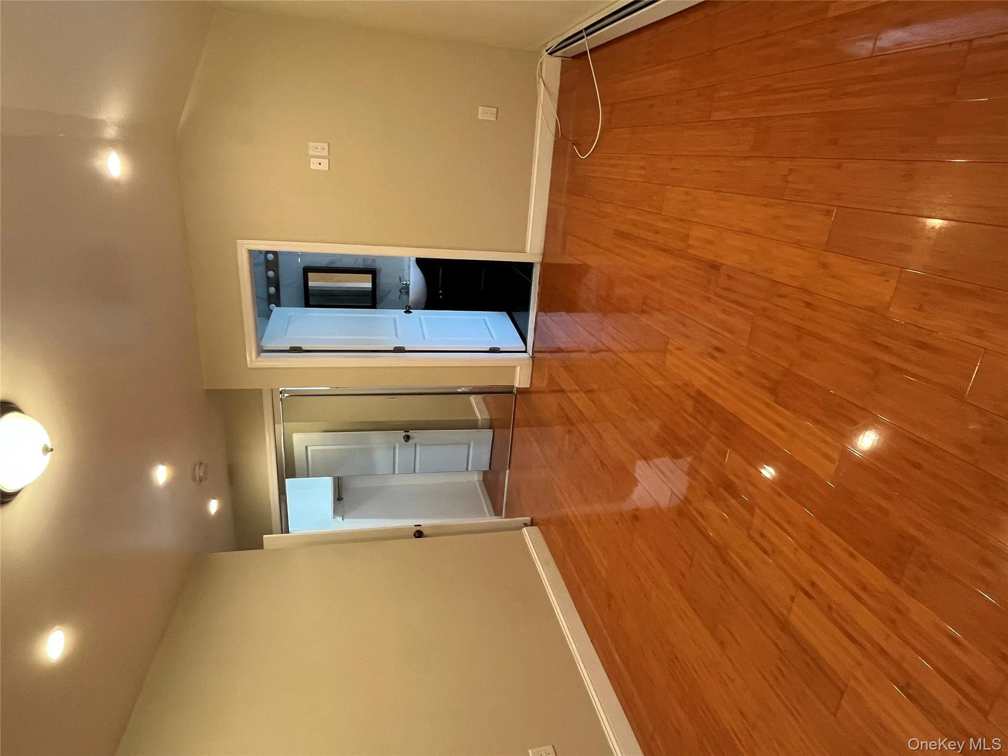 Master Bedroom Master Bedroom