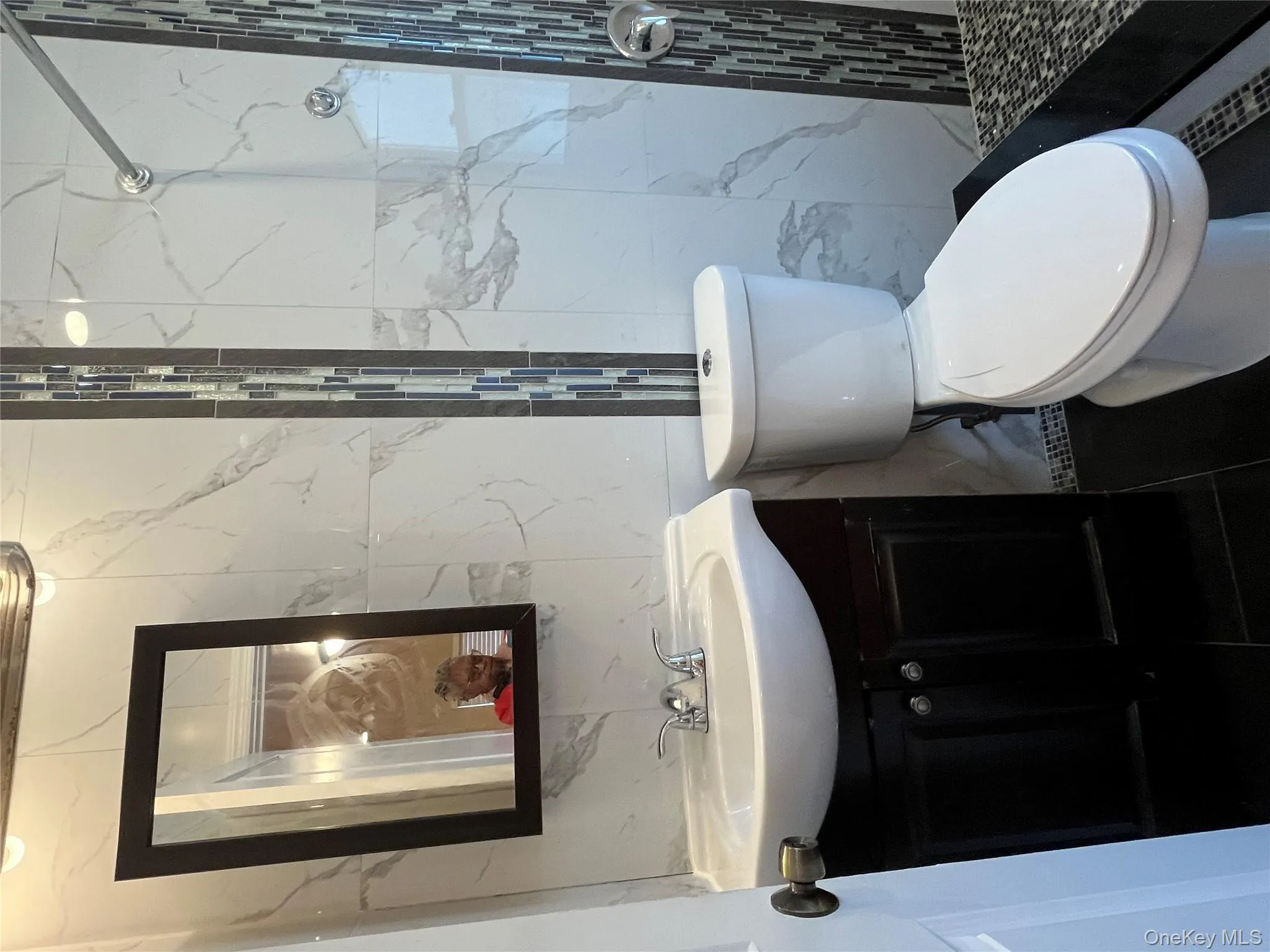 Bathroom in Master Bedroom Bathroom in Master Bedroom