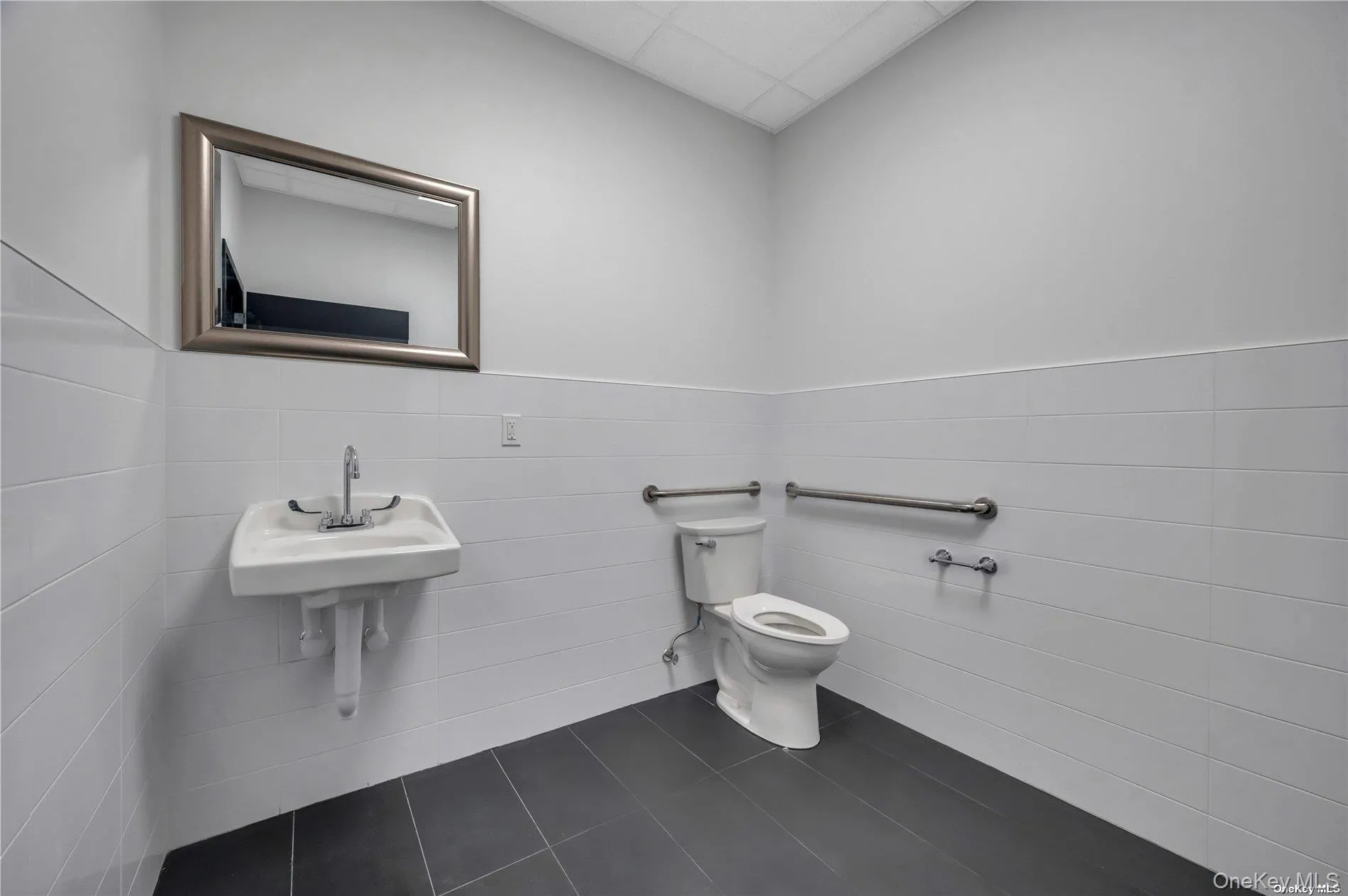 241 Shore Road, North Hempstead, NY, ,Commercial Lease,Idx,Shore,0,930505 241 Shore Road, North Hempstead, NY, ,Commercial Lease,Idx,Shore,0,930505