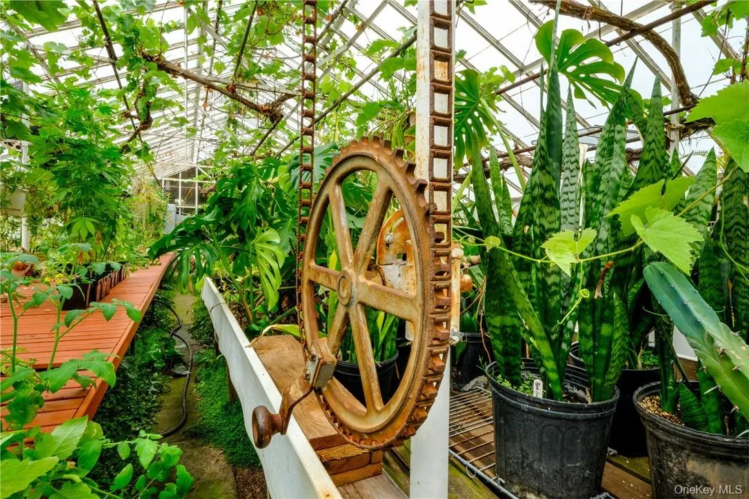Lord and Burnham Greenhouse Lord and Burnham Greenhouse