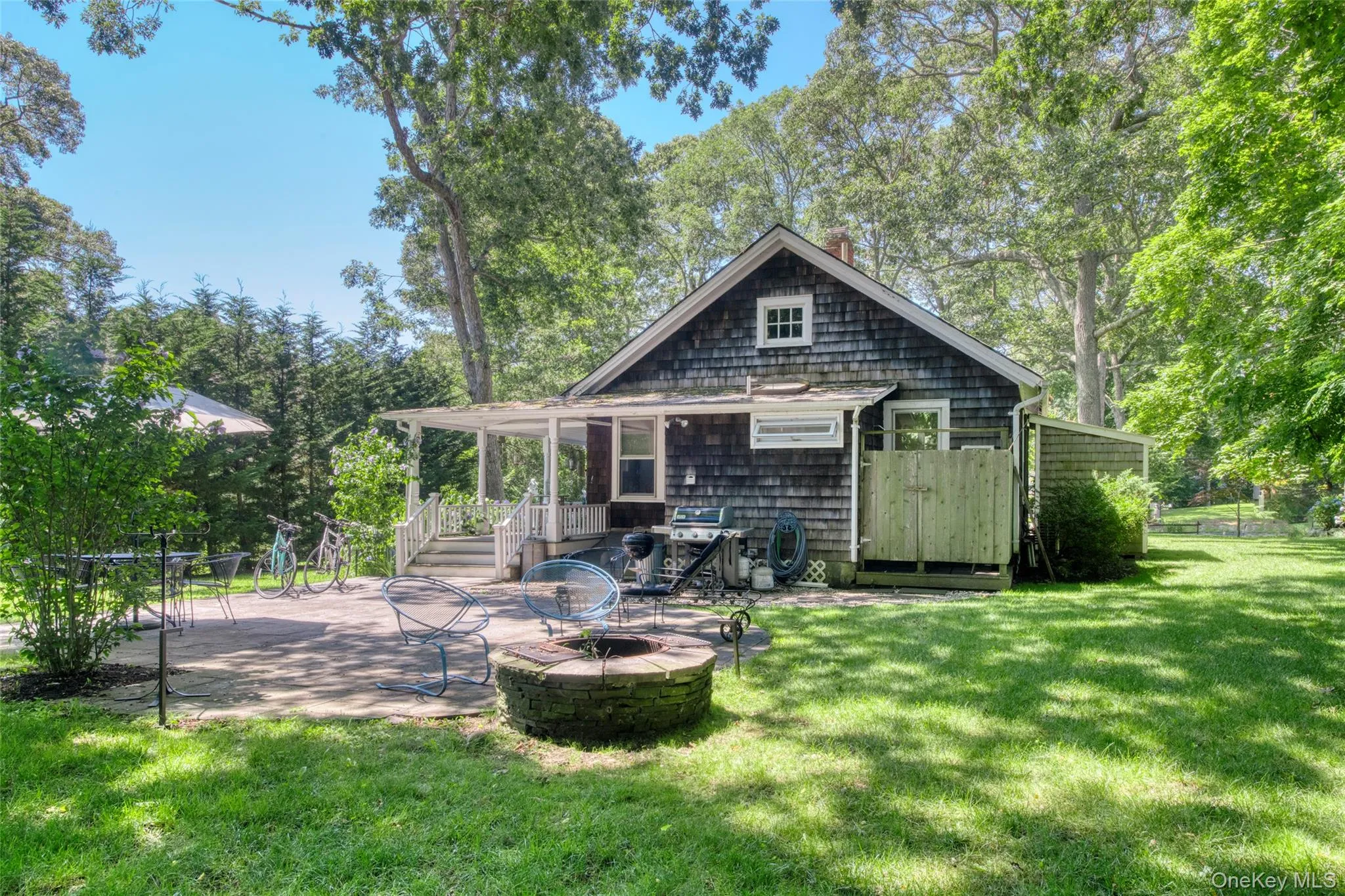 rear facade rear facade