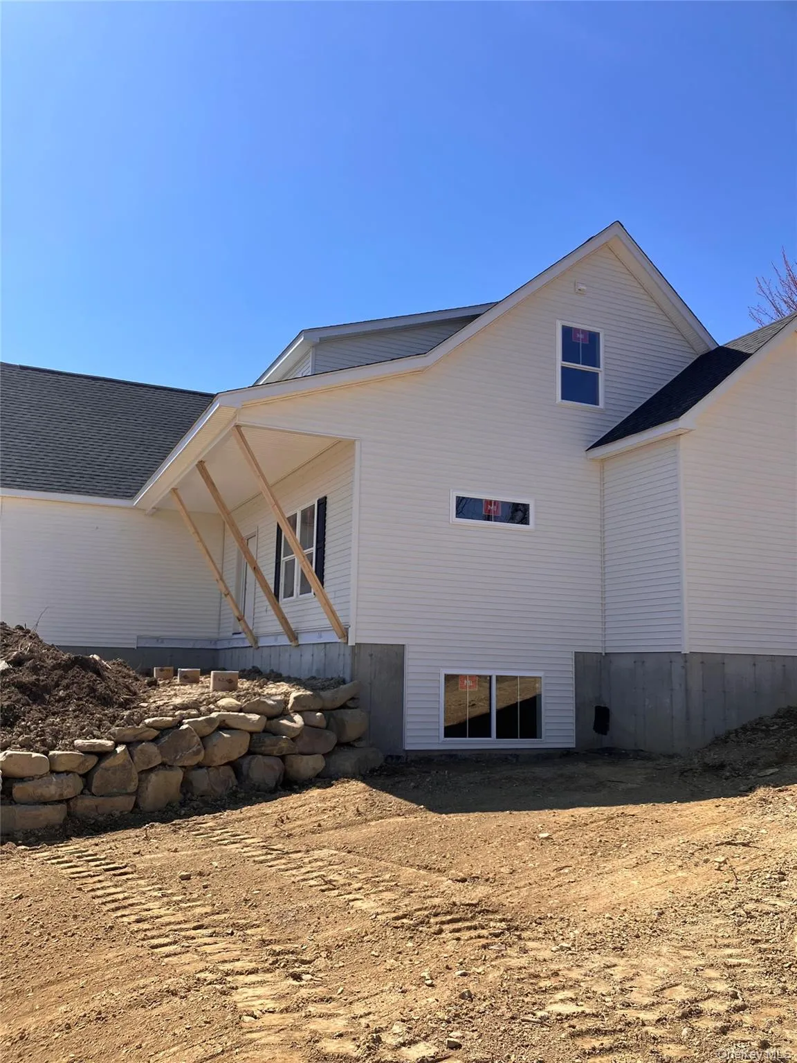 9 Domingues, Newburgh (town), NY, 4 Bedrooms Bedrooms, 7 Rooms Rooms,2 BathroomsBathrooms,Residential,For Rent,Domingues,0,930541 9 Domingues, Newburgh (town), NY, 4 Bedrooms Bedrooms, 7 Rooms Rooms,2 BathroomsBathrooms,Residential,For Rent,Domingues,0,930541