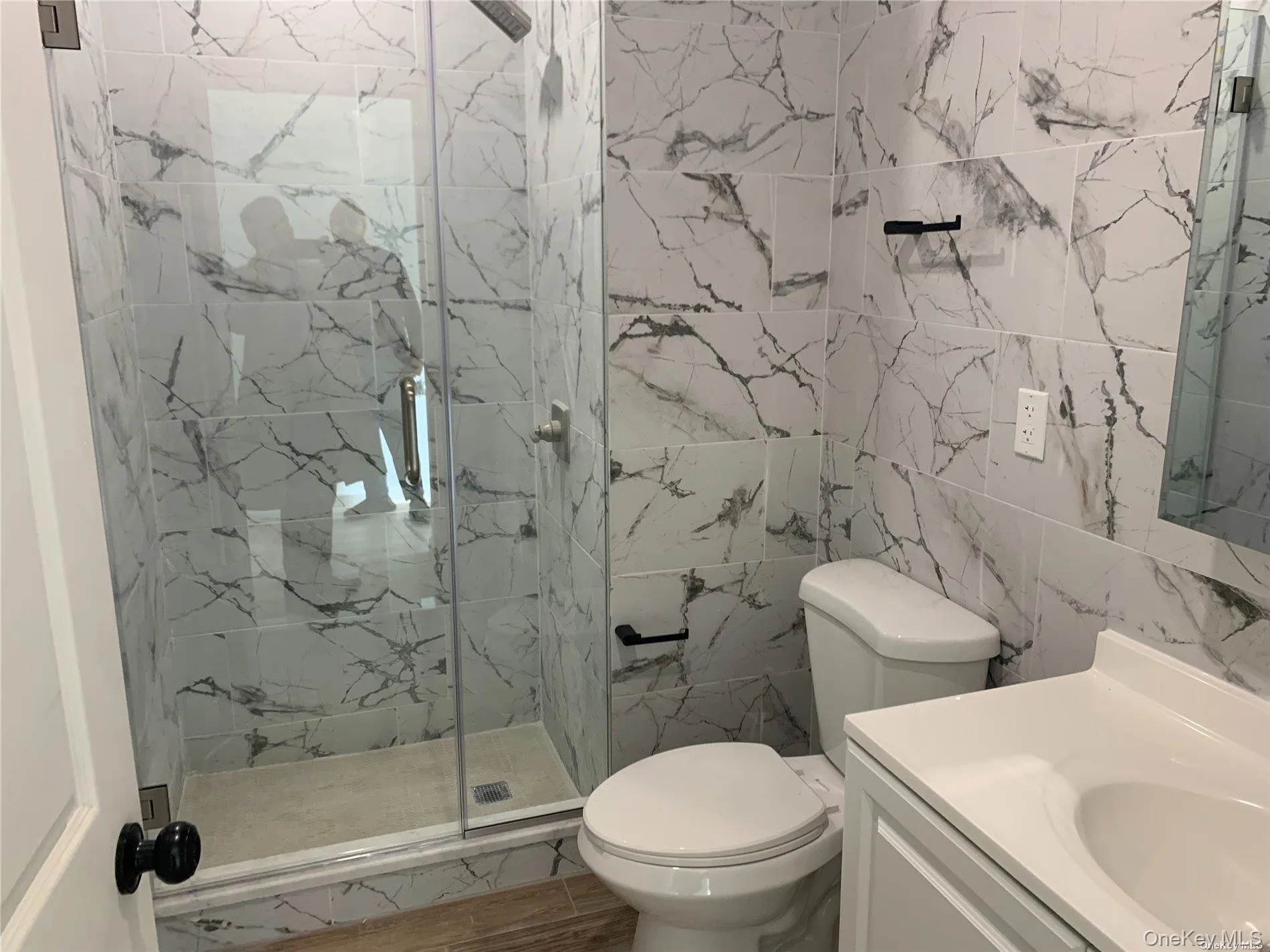 258-16 2nd Floor Hillside Avenue, New York, NY, 2 Bedrooms Bedrooms, 5 Rooms Rooms,1 BathroomBathrooms,Residential Lease,Idx,Hillside Avenue,0,930604 258-16 2nd Floor Hillside Avenue, New York, NY, 2 Bedrooms Bedrooms, 5 Rooms Rooms,1 BathroomBathrooms,Residential Lease,Idx,Hillside Avenue,0,930604