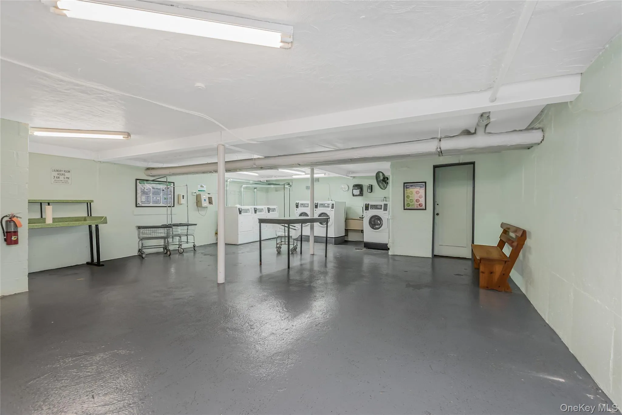 Community Private Laundry Room Community Private Laundry Room