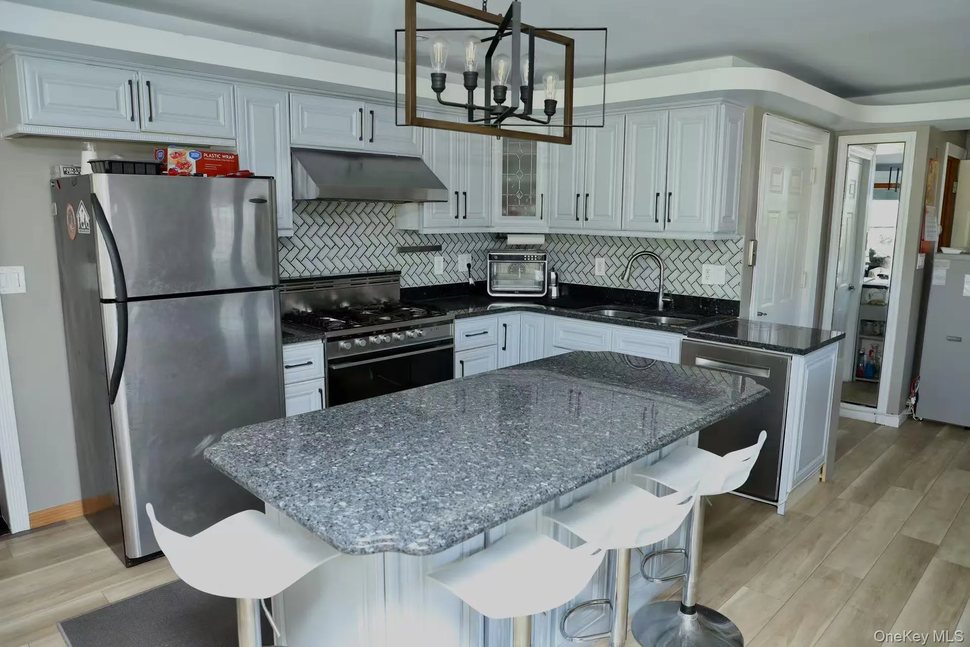 215-48 24th Avenue, New York, NY, 4 Bedrooms Bedrooms, 10 Rooms Rooms,5 BathroomsBathrooms,Residential,For Rent,24th,0,930644 215-48 24th Avenue, New York, NY, 4 Bedrooms Bedrooms, 10 Rooms Rooms,5 BathroomsBathrooms,Residential,For Rent,24th,0,930644