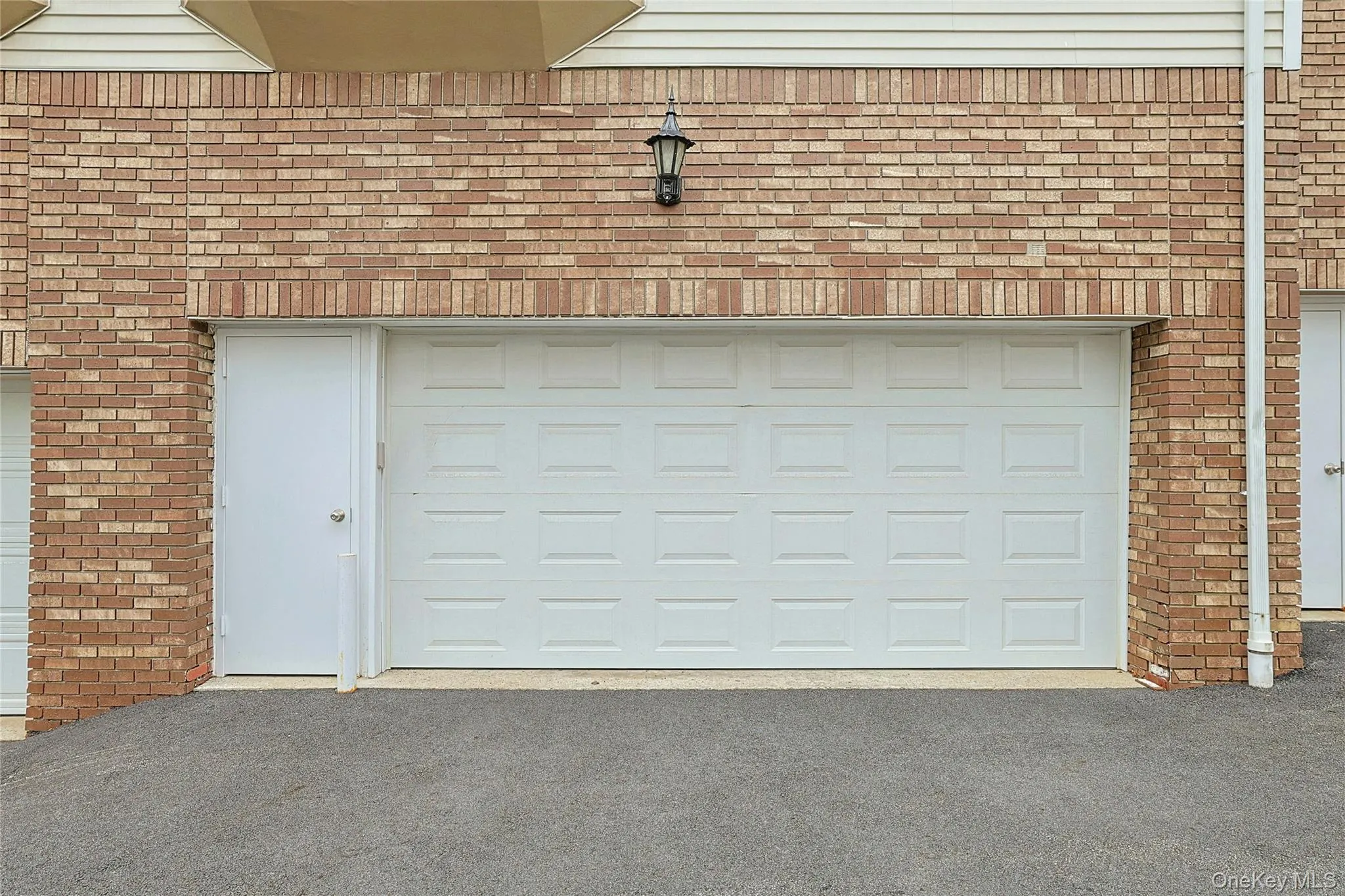 Garage includes 2 indoor tandem parking spaces and room for add'l storage. Garage includes 2 indoor tandem parking spaces and room for add'l storage.