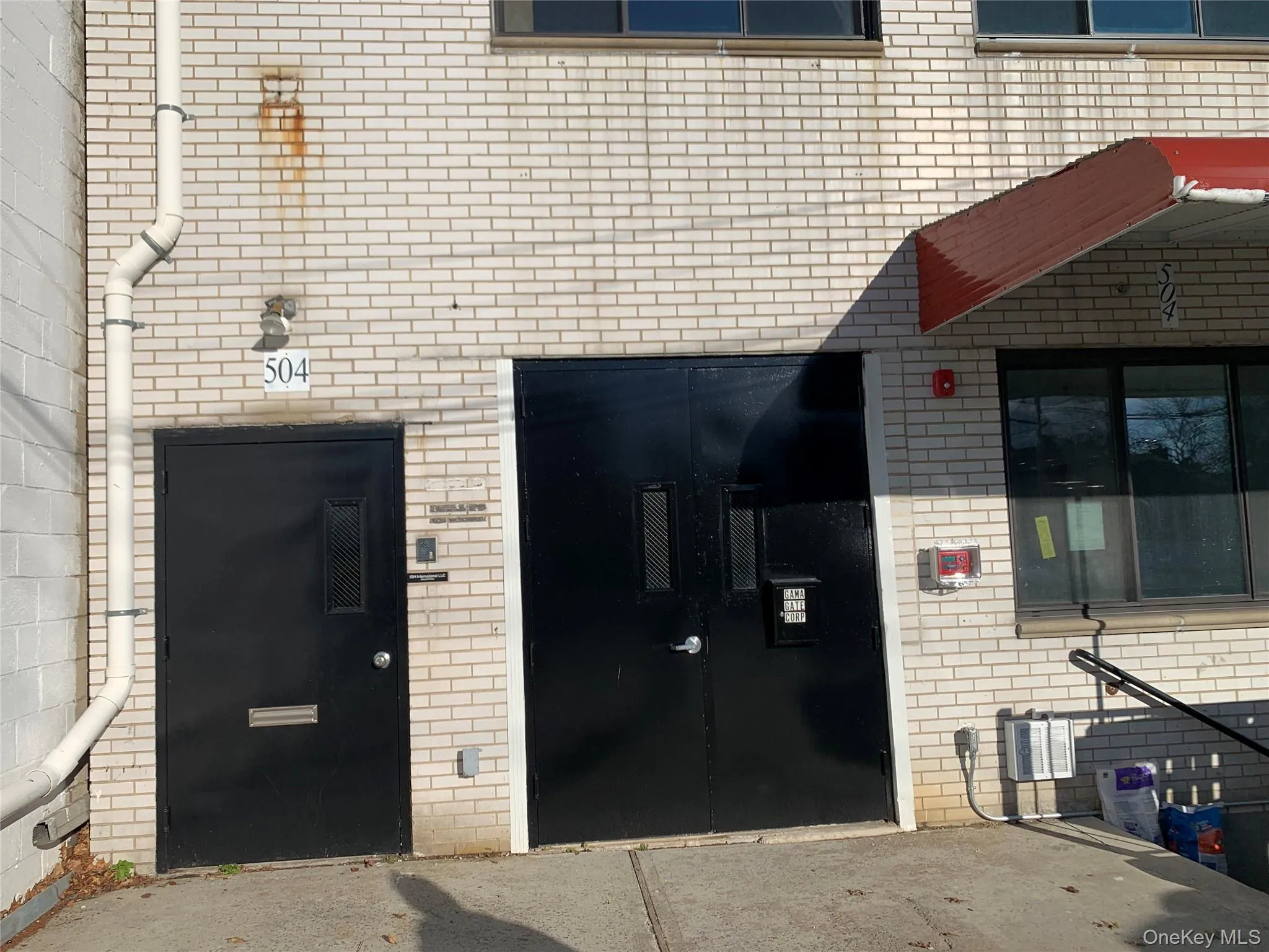 Doorway to property Doorway to property