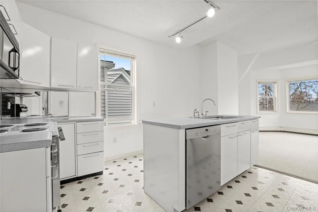 54 Wildey Street, Greenburgh, NY, 1 Bedroom Bedrooms, 3 Rooms Rooms,1 BathroomBathrooms,Residential Lease,Idx,Wildey,0,930839 54 Wildey Street, Greenburgh, NY, 1 Bedroom Bedrooms, 3 Rooms Rooms,1 BathroomBathrooms,Residential Lease,Idx,Wildey,0,930839