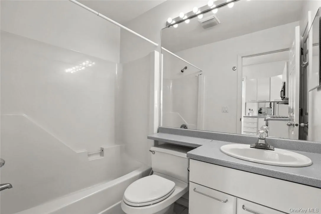 54 Wildey Street, Greenburgh, NY, 1 Bedroom Bedrooms, 3 Rooms Rooms,1 BathroomBathrooms,Residential Lease,Idx,Wildey,0,930839 54 Wildey Street, Greenburgh, NY, 1 Bedroom Bedrooms, 3 Rooms Rooms,1 BathroomBathrooms,Residential Lease,Idx,Wildey,0,930839