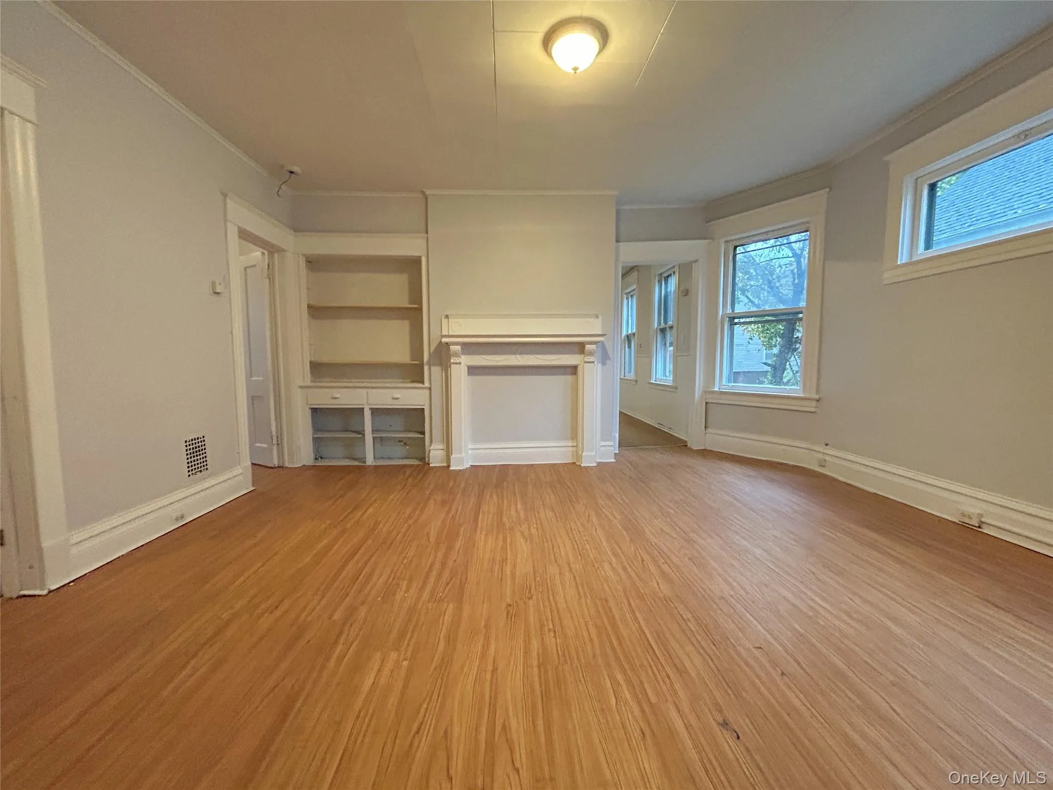 85 Hamilton Street, Poughkeepsie, NY, 3 Bedrooms Bedrooms, 6 Rooms Rooms,1 BathroomBathrooms,Residential Lease,Idx,Hamilton,0,930842 85 Hamilton Street, Poughkeepsie, NY, 3 Bedrooms Bedrooms, 6 Rooms Rooms,1 BathroomBathrooms,Residential Lease,Idx,Hamilton,0,930842