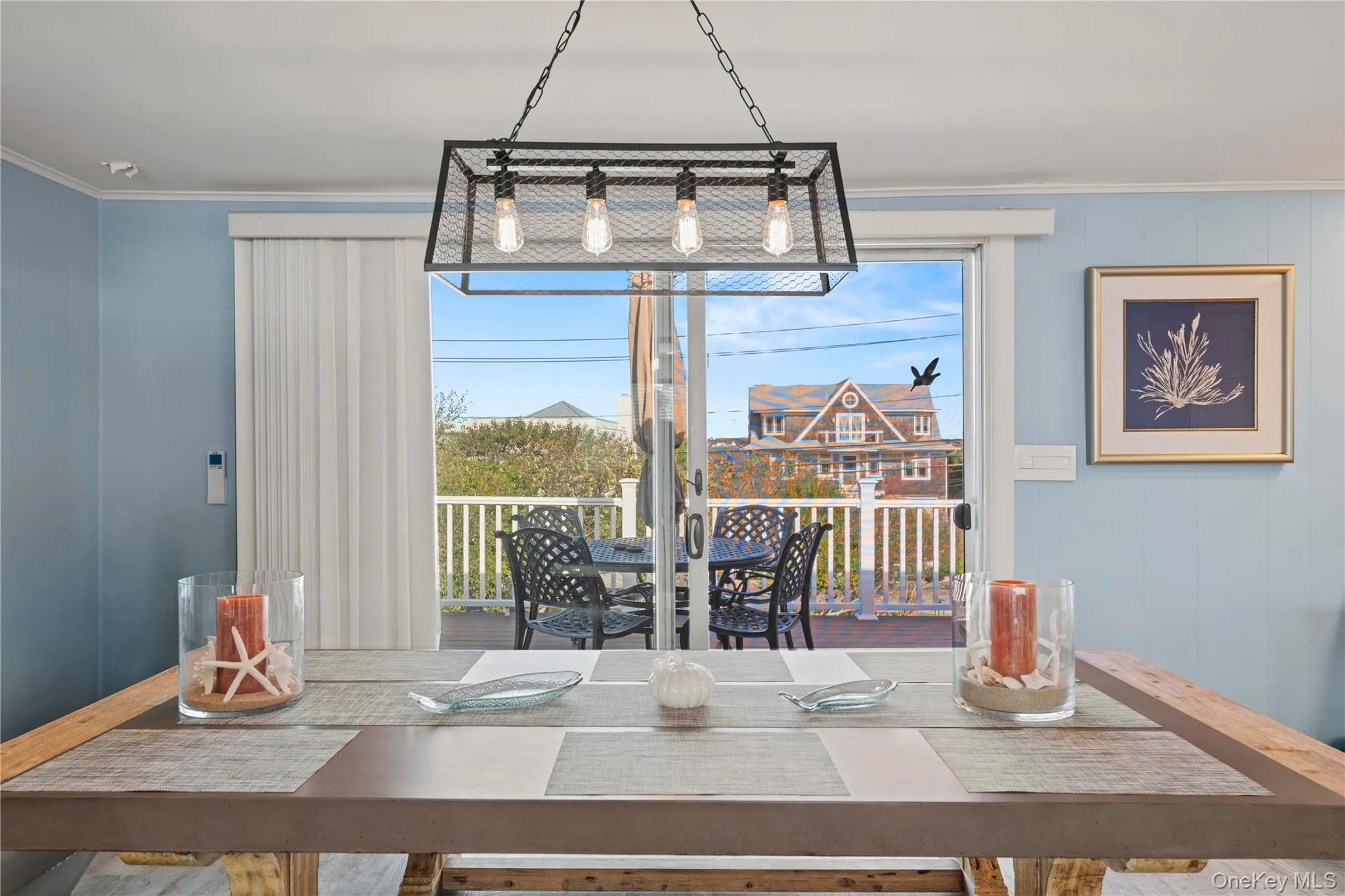 Open Dining space featuring crown molding Open Dining space featuring crown molding