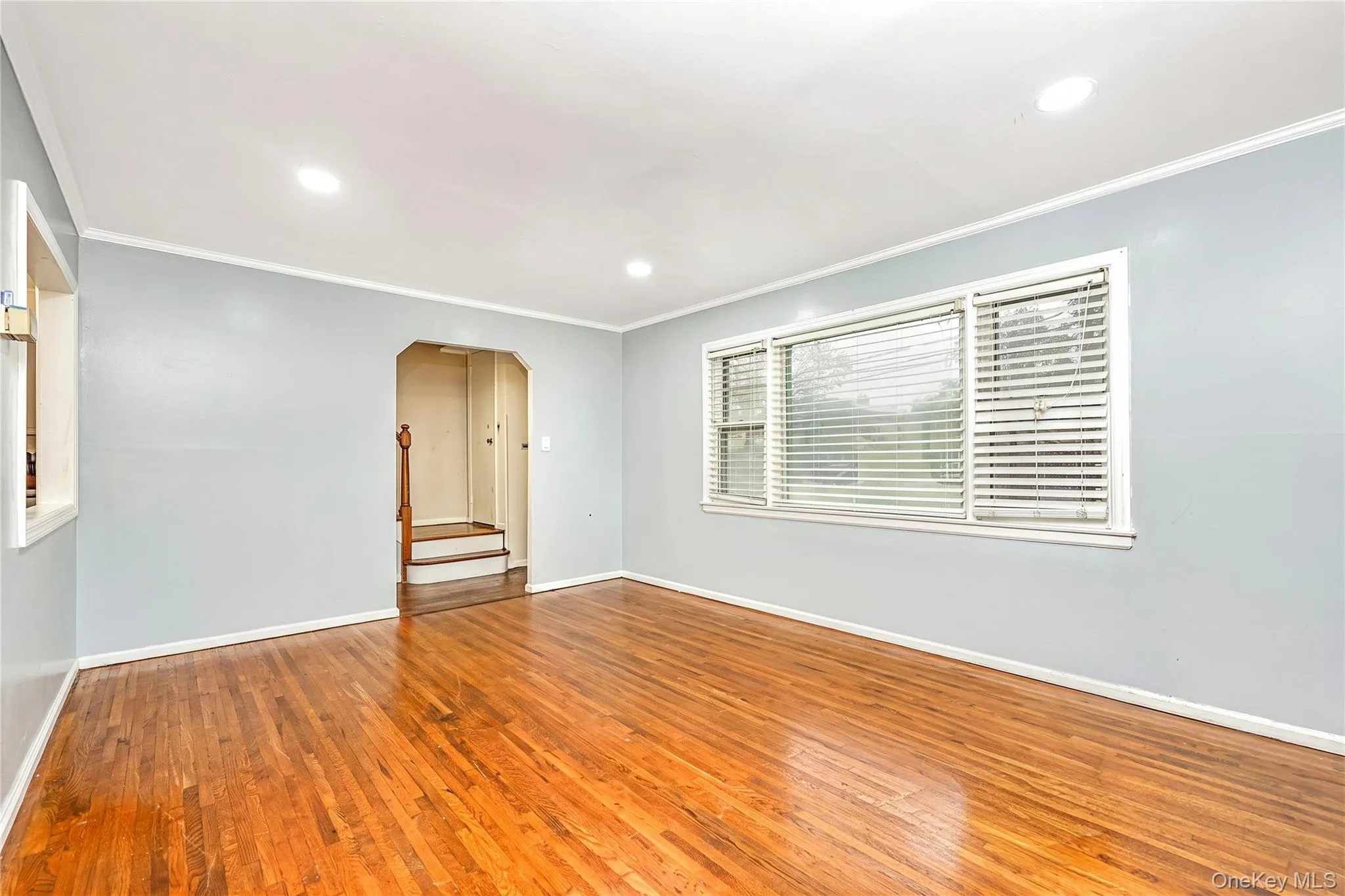 25711 147th Avenue, New York, NY, 3 Bedrooms Bedrooms, 7 Rooms Rooms,1 BathroomBathrooms,Residential,For Rent,147th,0,930993 25711 147th Avenue, New York, NY, 3 Bedrooms Bedrooms, 7 Rooms Rooms,1 BathroomBathrooms,Residential,For Rent,147th,0,930993