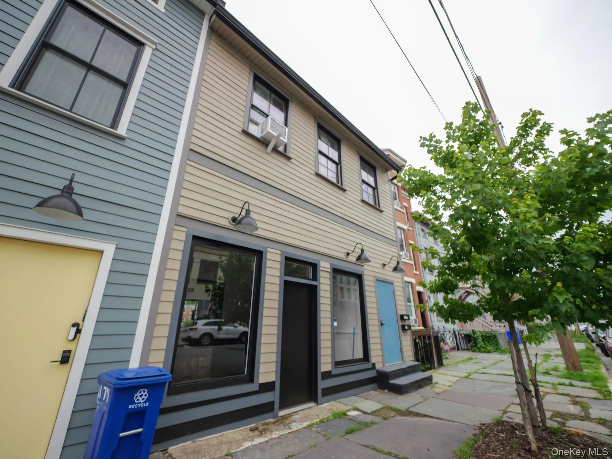 Doorway to property Doorway to property