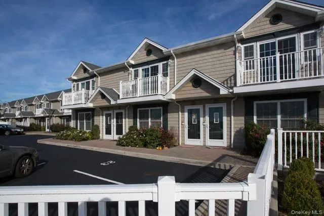 60 Front Street, Hempstead, NY, 2 Bedrooms Bedrooms, 5 Rooms Rooms,1 BathroomBathrooms,Residential Lease,Idx,Front,0,931030 60 Front Street, Hempstead, NY, 2 Bedrooms Bedrooms, 5 Rooms Rooms,1 BathroomBathrooms,Residential Lease,Idx,Front,0,931030