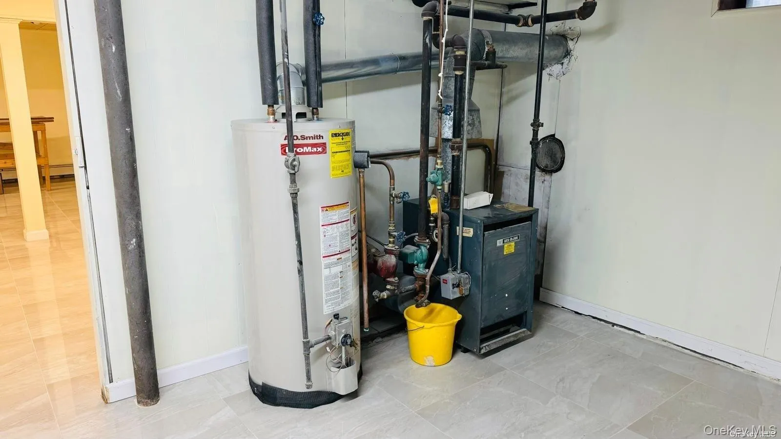 2041 New Hyde Park Road, North Hempstead, NY, 3 Bedrooms Bedrooms, 9 Rooms Rooms,3 BathroomsBathrooms,Residential Lease,Idx,New Hyde Park,0,931127 2041 New Hyde Park Road, North Hempstead, NY, 3 Bedrooms Bedrooms, 9 Rooms Rooms,3 BathroomsBathrooms,Residential Lease,Idx,New Hyde Park,0,931127