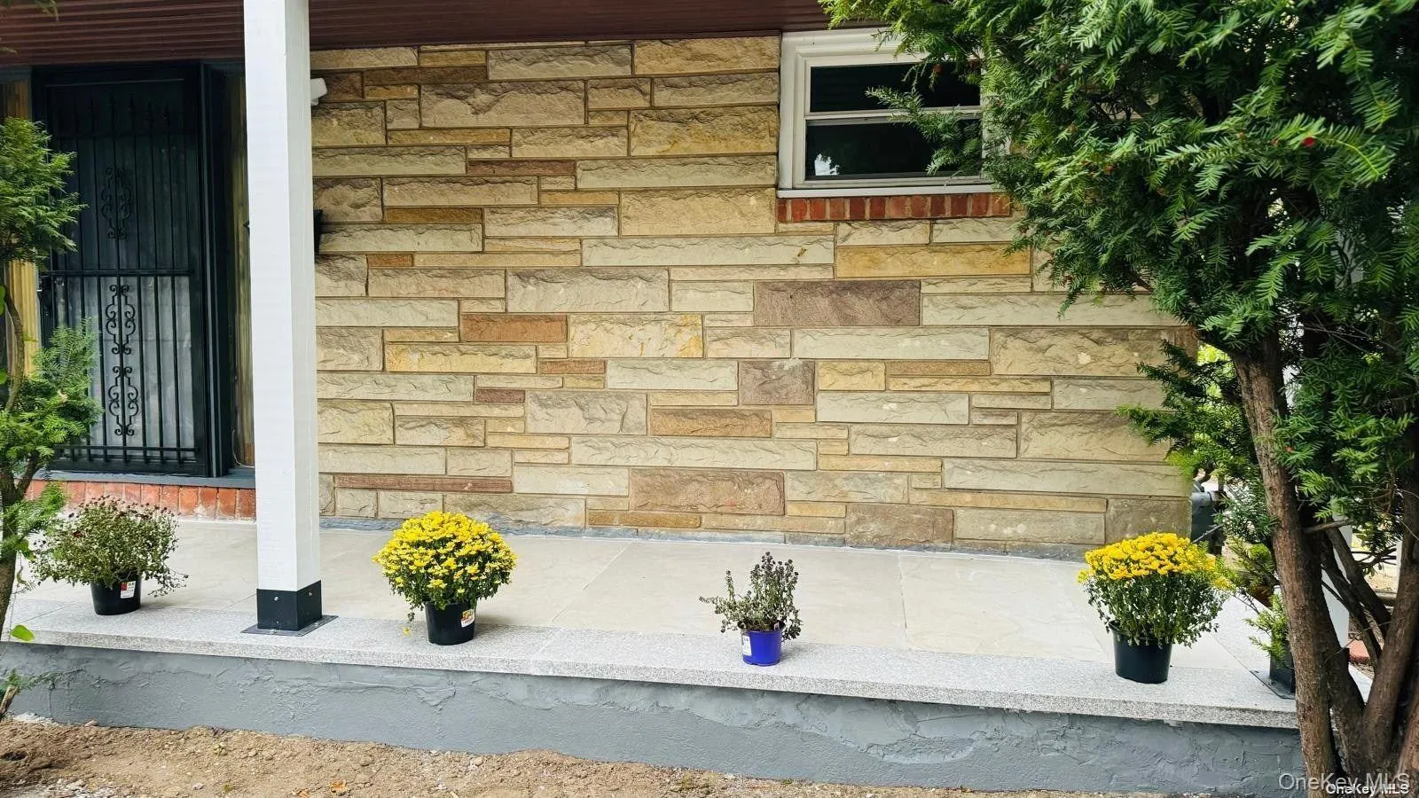 2041 New Hyde Park Road, North Hempstead, NY, 3 Bedrooms Bedrooms, 9 Rooms Rooms,3 BathroomsBathrooms,Residential Lease,Idx,New Hyde Park,0,931127 2041 New Hyde Park Road, North Hempstead, NY, 3 Bedrooms Bedrooms, 9 Rooms Rooms,3 BathroomsBathrooms,Residential Lease,Idx,New Hyde Park,0,931127