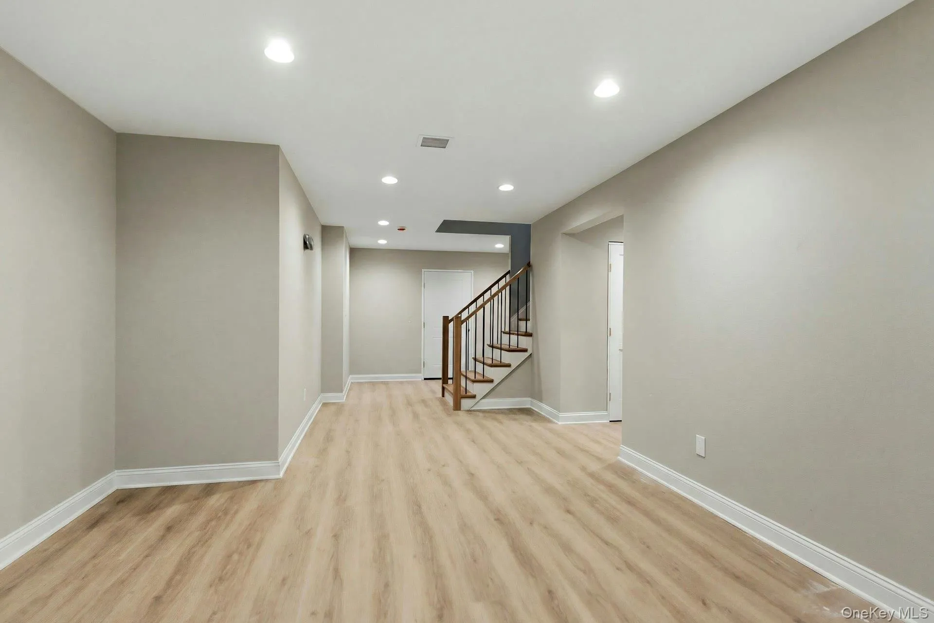 37 Star Lane, Hempstead, NY, 5 Bedrooms Bedrooms, 11 Rooms Rooms,4 BathroomsBathrooms,Residential,For Rent,Star,0,931130 37 Star Lane, Hempstead, NY, 5 Bedrooms Bedrooms, 11 Rooms Rooms,4 BathroomsBathrooms,Residential,For Rent,Star,0,931130