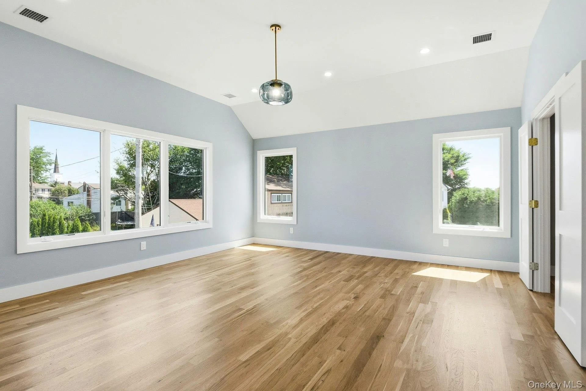 37 Star Lane, Hempstead, NY, 5 Bedrooms Bedrooms, 11 Rooms Rooms,4 BathroomsBathrooms,Residential,For Rent,Star,0,931130 37 Star Lane, Hempstead, NY, 5 Bedrooms Bedrooms, 11 Rooms Rooms,4 BathroomsBathrooms,Residential,For Rent,Star,0,931130