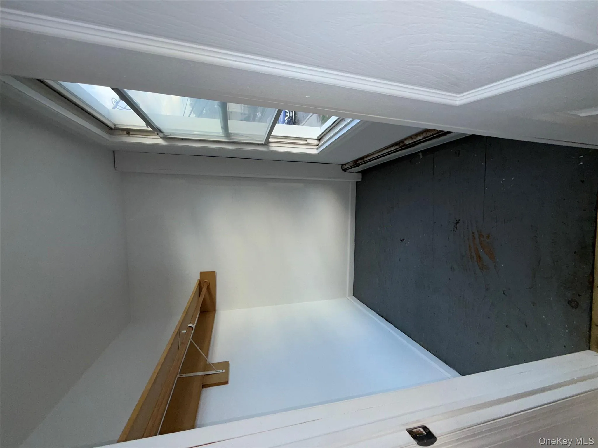 Spacious closet with baseboard heating Spacious closet with baseboard heating